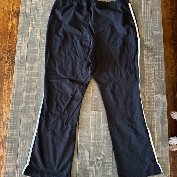 Woman Within Black Baby Bootcut Leggings Size 18/20 Petite - Picture 2 of 4